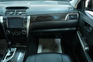Седан Toyota Camry 2014 года, 1549000 рублей, Омск