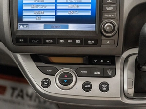 Минивэн Honda Stream 2009 года, 1050000 рублей, Красноярск