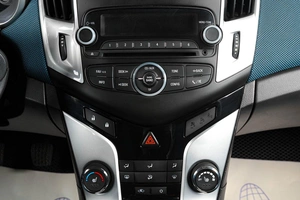 Седан Chevrolet Cruze 2013 года, 959000 рублей, Тюмень