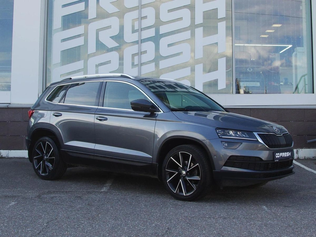 Внедорожник Skoda Karoq 2020 года, 2790000 рублей, Владимир