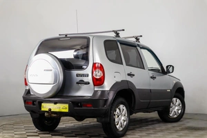 Внедорожник Chevrolet Niva 2015 года, 499000 рублей, Пермь