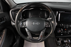 Седан Kia Optima 2011 года, 1019000 рублей, Тюмень
