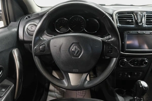 Хетчбэк Renault Sandero 2015 года, 849000 рублей, Новокузнецк