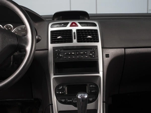 Хетчбэк Peugeot 307 2005 года, 460000 рублей, Омск