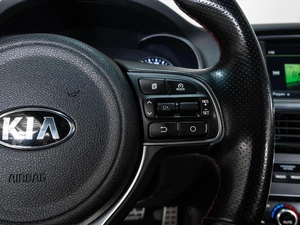 Седан Kia Optima 2016 года, 2015000 рублей, Ставрополь