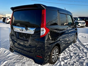 Минивэн Toyota Roomy 2020 года, 1157000 рублей, Красноярск