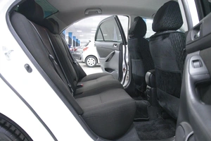 Универсал Toyota Avensis 2008 года, 988000 рублей, Солонцы