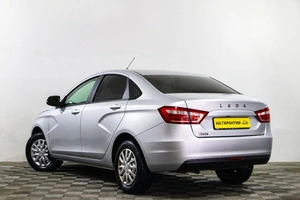 Седан ВАЗ (LADA) Vesta 2019 года, 879000 рублей, Сургут