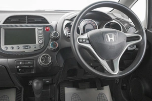 Хетчбэк Honda Fit 2009 года, 799000 рублей, Кемерово