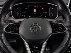 Внедорожник Volkswagen Tayron X 2023 года, 4200000 рублей, Тюмень