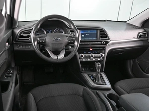 Седан Hyundai Elantra 2020 года, 1770000 рублей, Аксай