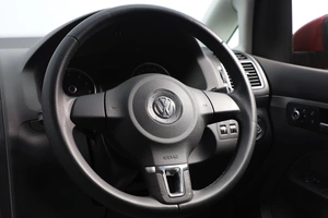 Минивэн Volkswagen Touran 2013 года, 1509000 рублей, Новосибирск