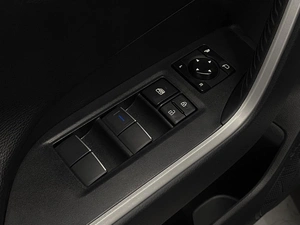 Внедорожник Toyota RAV4 2019 года, 3499000 рублей, Красноярск