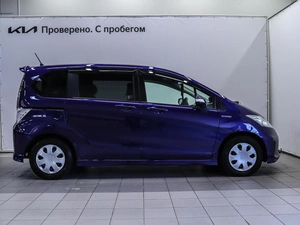 Минивэн Honda Freed 2011 года, 1040000 рублей, Красноярск