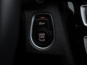 Седан BMW 3 серия 2017 года, 2750000 рублей, Краснодар