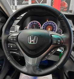 Седан Honda Accord 2011 года, 1280000 рублей, Красноярск