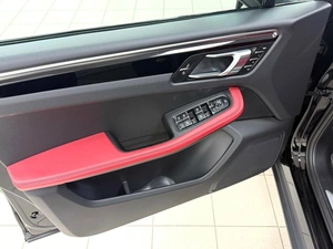 Внедорожник Porsche Macan S 2019 года, 7595000 рублей, Красноярск