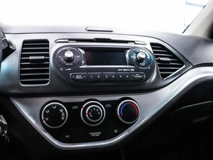 Хетчбэк Kia Picanto 2014 года, 690000 рублей, Красноярск