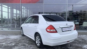 Седан Nissan Tiida 2013 года, 756000 рублей, Солонцы