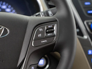 Внедорожник Hyundai Santa Fe 2016 года, 2386444 рублей, Москва