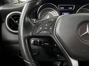 Седан Mercedes-benz CLA-класс 2014 года, 1659900 рублей, Казань