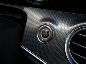 Седан Mercedes-benz E-класс 2018 года, 2800000 рублей, Краснодар