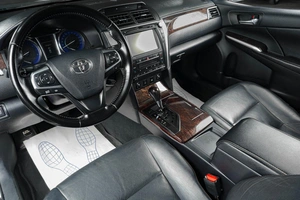 Седан Toyota Camry 2015 года, 2079000 рублей, Тюмень