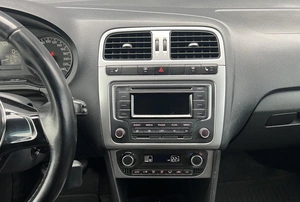 Седан Volkswagen Polo 2015 года, 780000 рублей, Солонцы