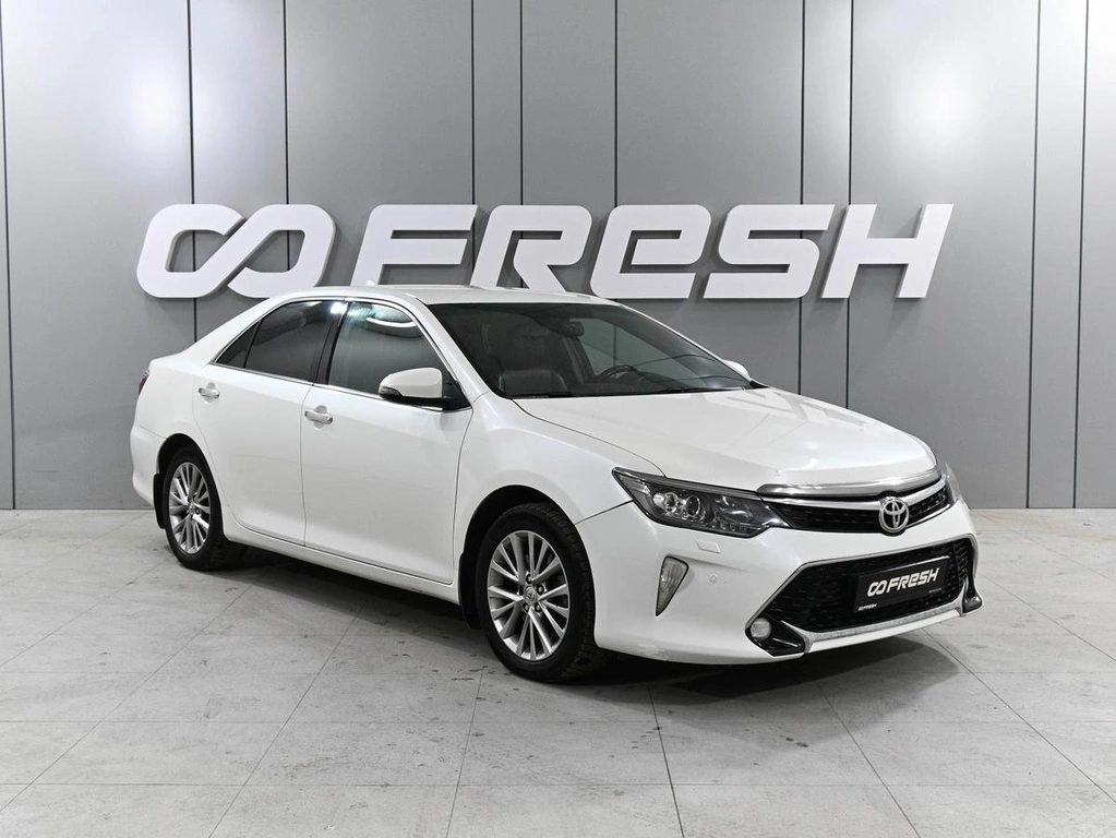 Седан Toyota Camry 2017 года, 2349000 рублей, Аксай