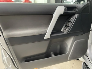 Внедорожник Toyota Land Cruiser Prado 2011 года, 2897000 рублей, Солонцы