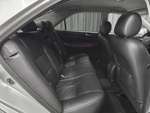 Седан Toyota Camry 2005 года, 840000 рублей, Красноярск