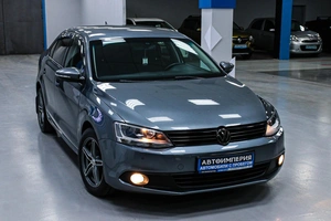 Седан Volkswagen Jetta 2011 года, 798000 рублей, Солонцы