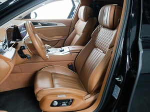Седан Hongqi H9 2023 года, 3940000 рублей, Тюмень