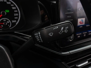 Лифтбек Volkswagen Polo 2021 года, 1619000 рублей, Саратов