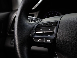 Седан Hyundai Elantra 2019 года, 1349000 рублей, Большой Сочи