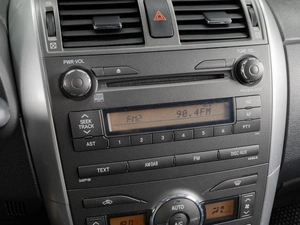 Седан Toyota Corolla 2011 года, 1250000 рублей, Тюмень