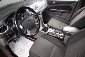 Хетчбэк Ford Focus 2010 года, 689000 рублей, Оренбург