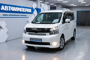 Минивэн Toyota Voxy 2008 года, 1198000 рублей, Солонцы