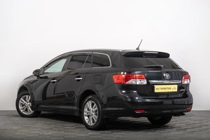 Универсал Toyota Avensis 2012 года, 1399000 рублей, Томск