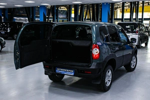 Внедорожник Chevrolet Niva 2017 года, 768000 рублей, Солонцы