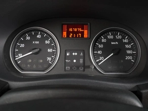Седан Renault Logan 2013 года, 529000 рублей, Воронеж