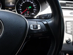 Седан Volkswagen Passat 2016 года, 1790000 рублей, Краснодар