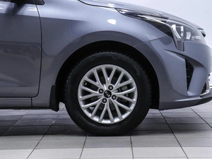 Седан Kia Rio 2020 года, 1369000 рублей, Красноярск