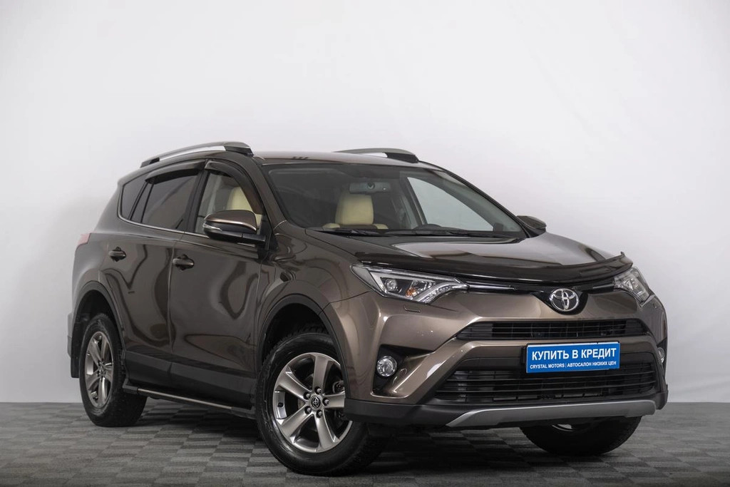 Внедорожник Toyota RAV4 2017 года, 2889000 рублей, Томск