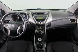 Седан Hyundai Elantra 2012 года, 979000 рублей, Пермь