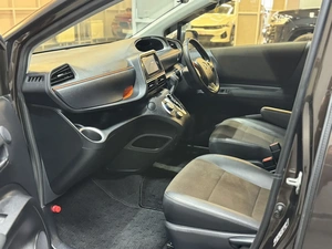 Минивэн Toyota Sienta 2020 года, 1657000 рублей, Красноярск