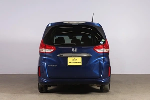 Минивэн Honda Freed 2018 года, 1699000 рублей, Новосибирск