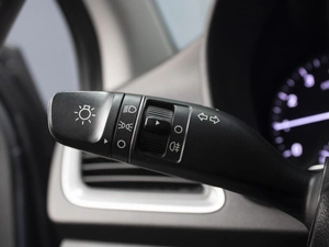 Седан Hyundai Solaris 2017 года, 1220000 рублей, Омск