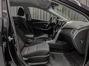 Хетчбэк Hyundai i30 2013 года, 920000 рублей, Красноярск