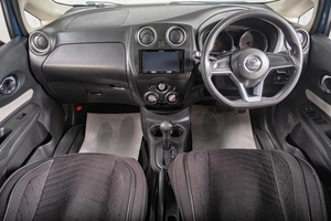 Хетчбэк Nissan Note 2018 года, 999000 рублей, Томск